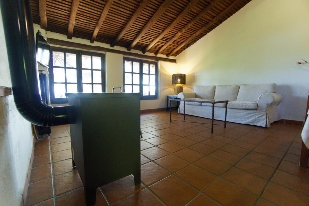 Casas Arbillas Arenas de San Pedro Bagian luar foto