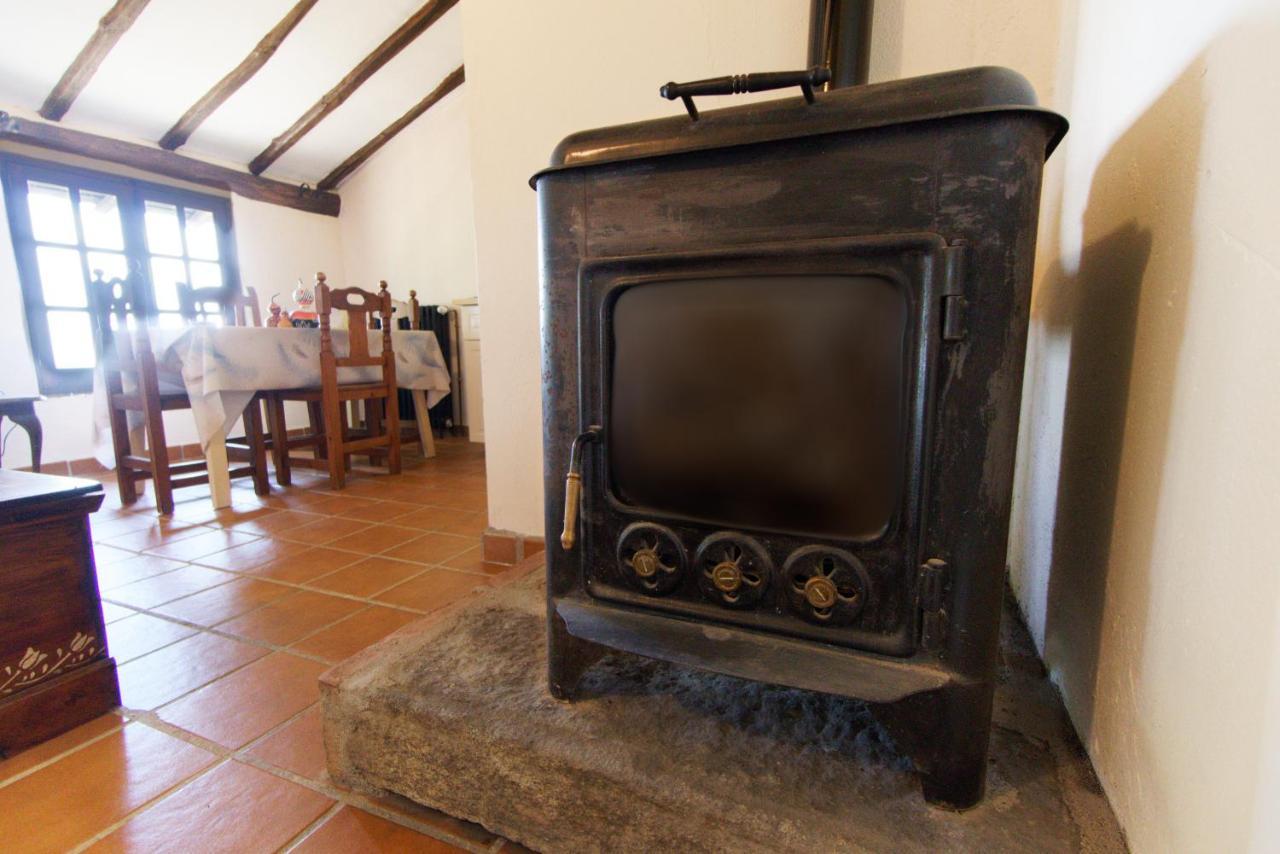 Casas Arbillas Arenas de San Pedro Bagian luar foto