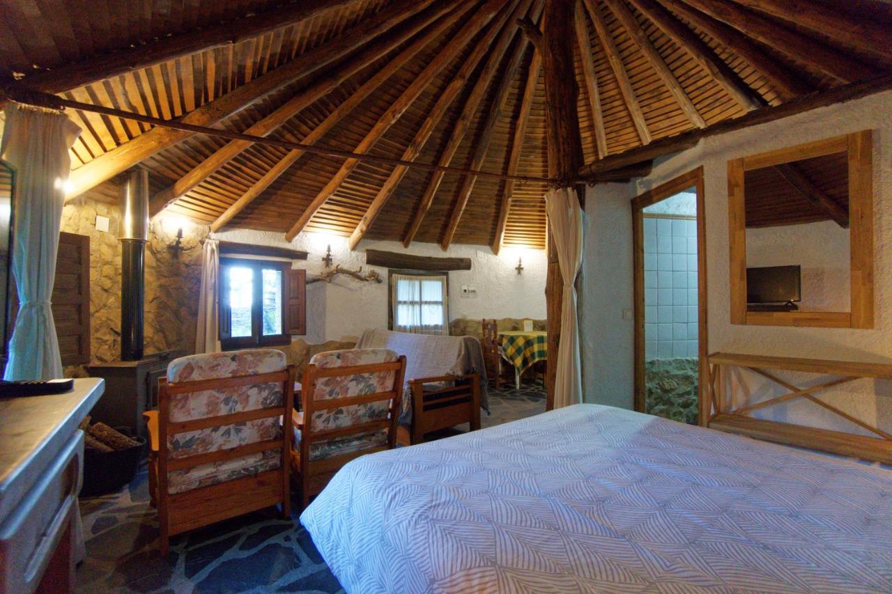 Casas Arbillas Arenas de San Pedro Bagian luar foto